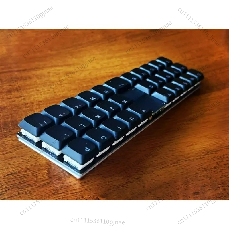 P31n/P30a ロープロファイルキーボード Blueto - Gaming Office Accessories のレビューと価格